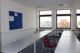 Büroetage in nachgefragter Lage. Großes Gewerbehaus - Bürobeispiel